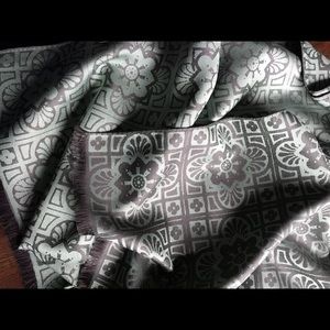 Meet your Posher, Manny